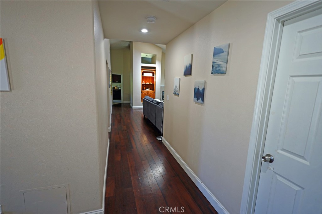 365 N Magnolia Street