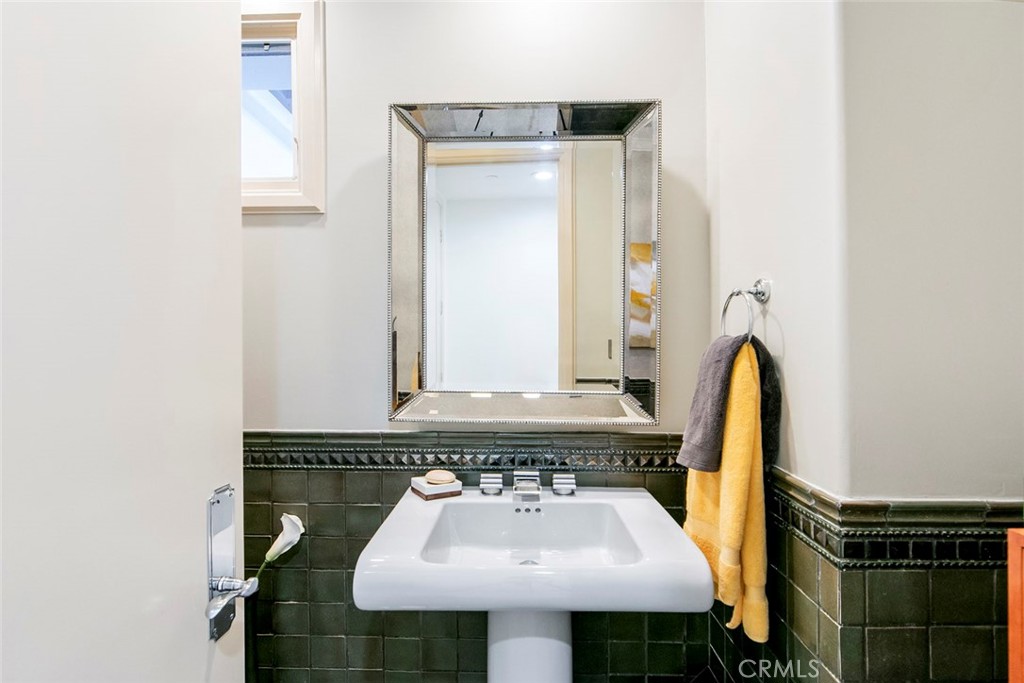 Pelican Heights - Montecito (MONT) - Residential