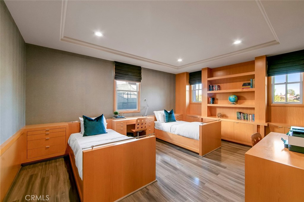 Pelican Heights - Montecito (MONT) - Residential