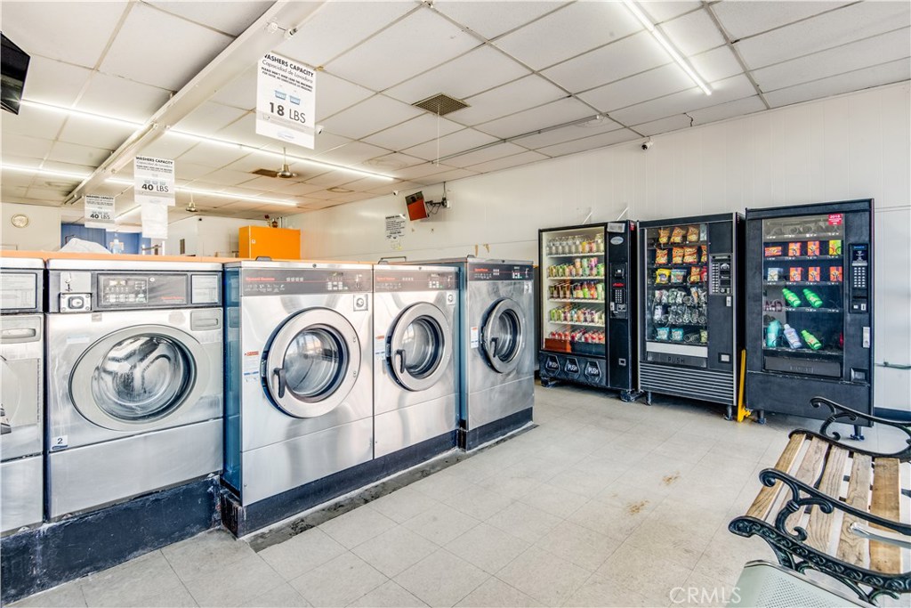 11915 Hawthorne Boulevard