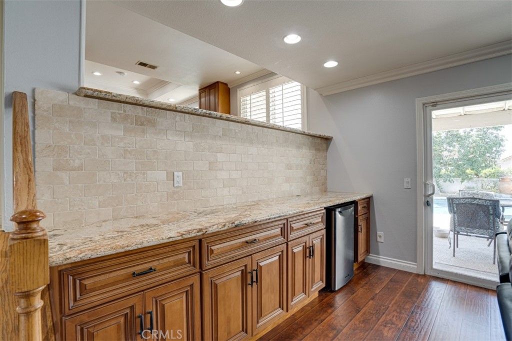 listing image 130723520379578188269