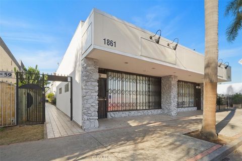1861 Pacific Avenue Long Beach CA 90806