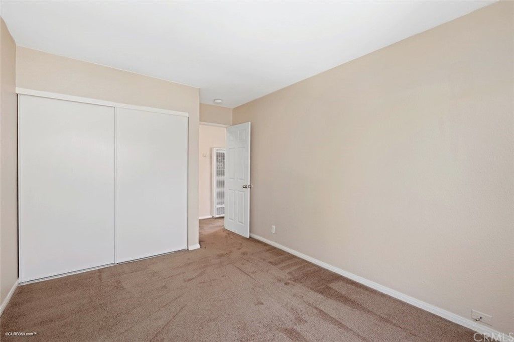 listing image 130727555596164996874