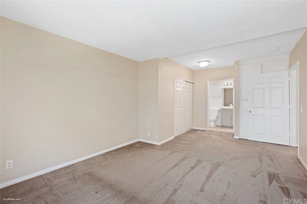 listing image 130723596444678845974