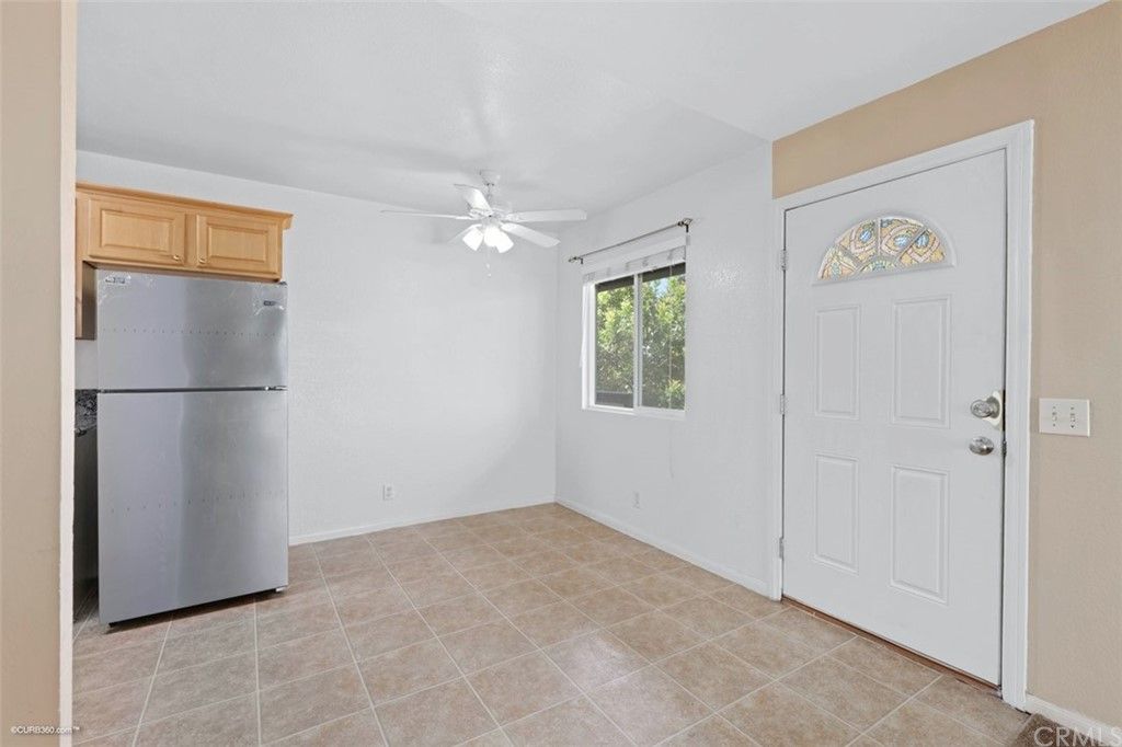 listing image 130720237304562754595