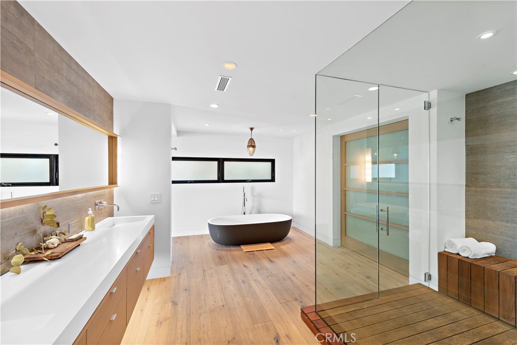 Victoria Beach (VB) - Residential