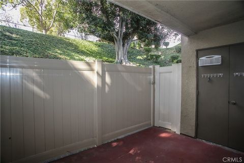 A home in La Mirada