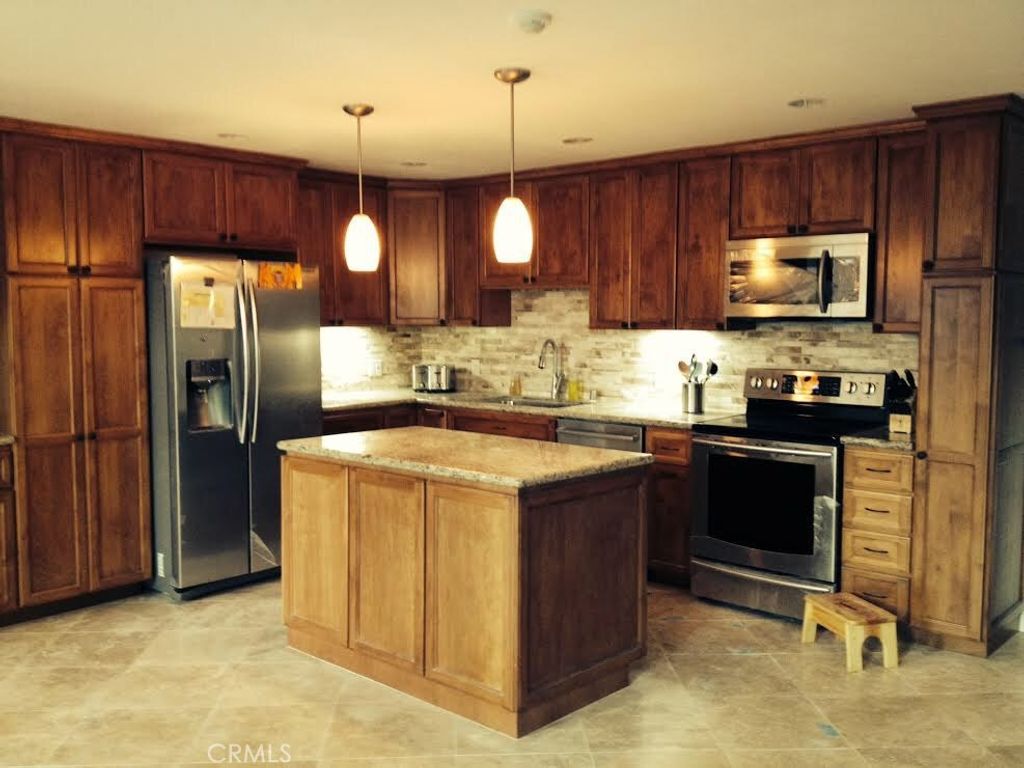 listing image 130721854968171765795