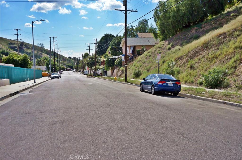 Residential Hillside lot in the Los Angeles community of Montecito Heights/Lincoln Heights. Adjacent Lot also available (3421 Sierra St). Utilities and sewer are available at street. Fire hydrant and utility pole are in front of site. City recently re-surfaced Sierra St. Lot size is approximately 13,125 sqft (40 ft wide X 333 ft deep). Property is across the street from Glen Alta Elementary and situated in a neighborhood that is only minutes by service streets to Downtown Los Angeles, USC Medical Center and Cal State University-Los Angeles. Easy access to 5 and 110 freeways.