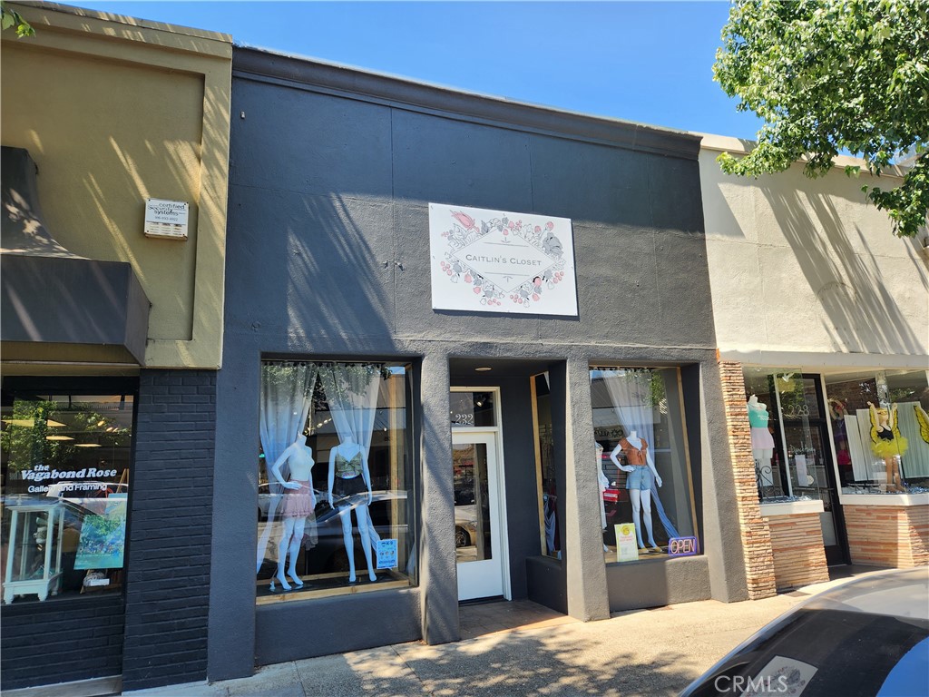 Beautiful commercial unit in the heart of Downtown Chico. Currently set up as a boutique retail store. Main Street location with 1,492 sq. ft. Please do not disturb tenant. This is a sub-lease opportunity.
