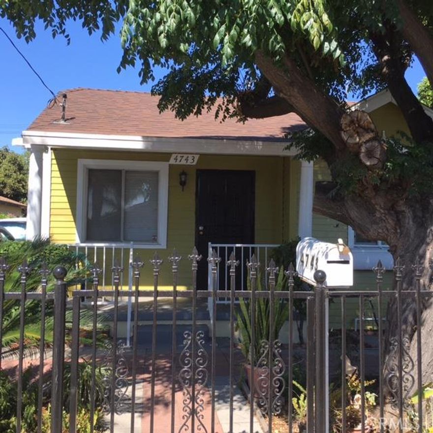 Adorable home centrally located by 710/60/10/5 Freeways and Metro Station.  Home is approximately 1200 sq. ft with 2 bedrooms with wall a/c, 2 baths, family room and spacious kitchen with wall a/c .   New carpet and paint throughout.  Ceiling fans throughout.  Indoor laundry area with sink. Long driveway can accommodate 4-5 cars.  Detached utility/tool room approximately 10x15,  with working sink, toilet full plumbing and electrical.