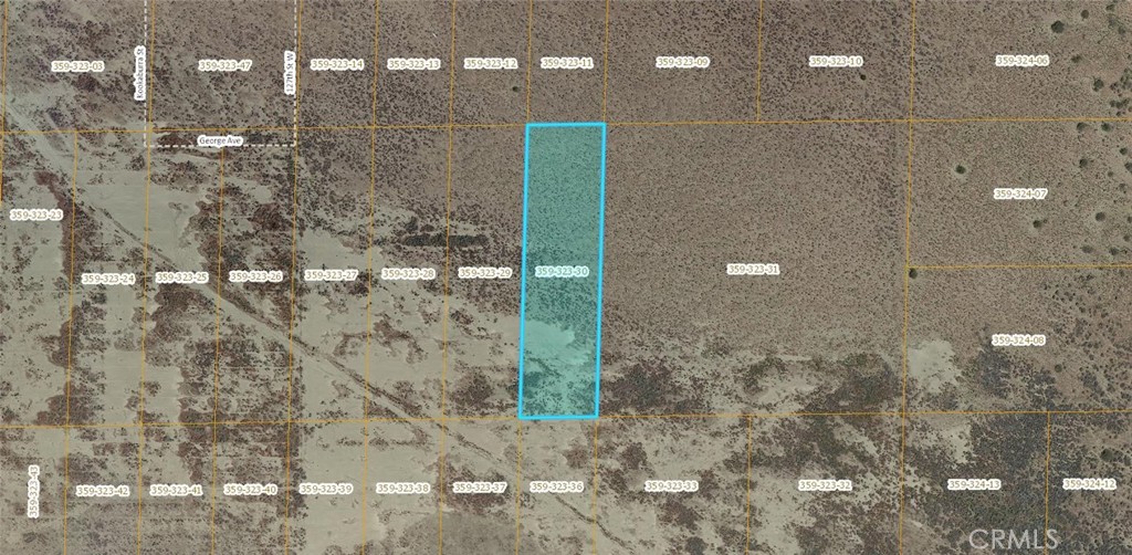 Here is a fantastic opportunity to own land in Kern County. Just mins from the Los Angeles County. Beautiful views of the desert and mountains.