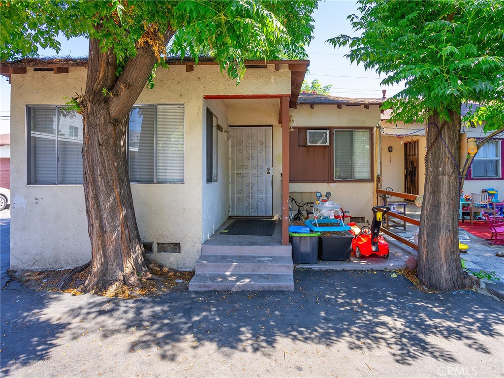 Properties 4 5150 Riverton Avenue