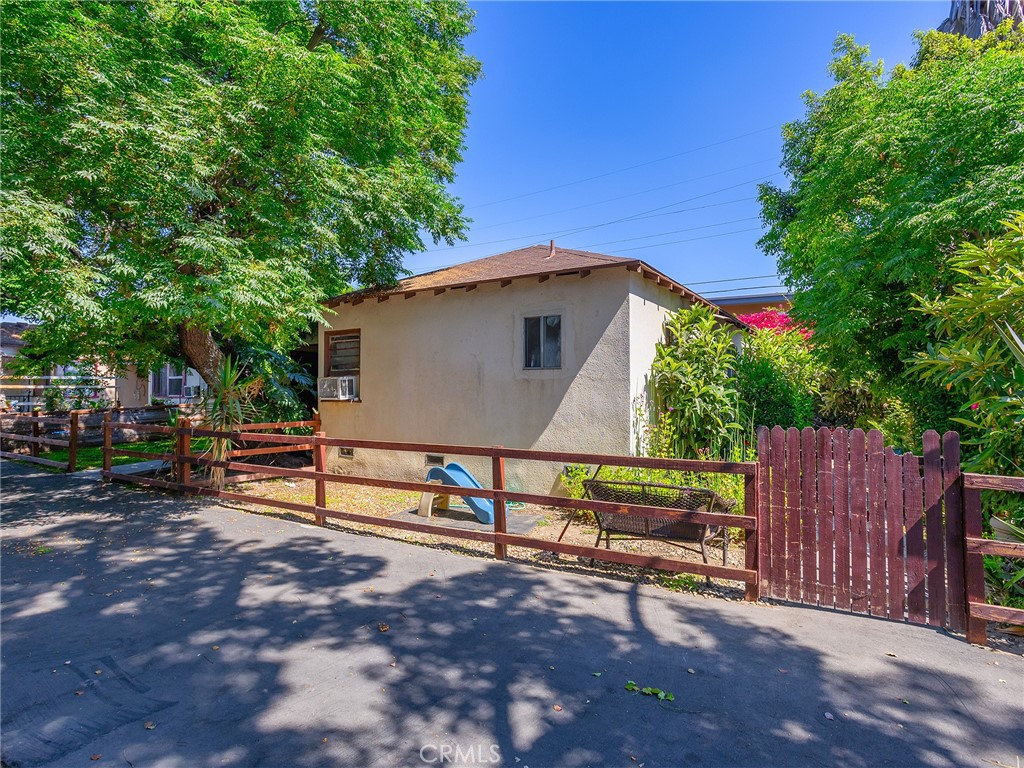 Properties 2 5150 Riverton Avenue
