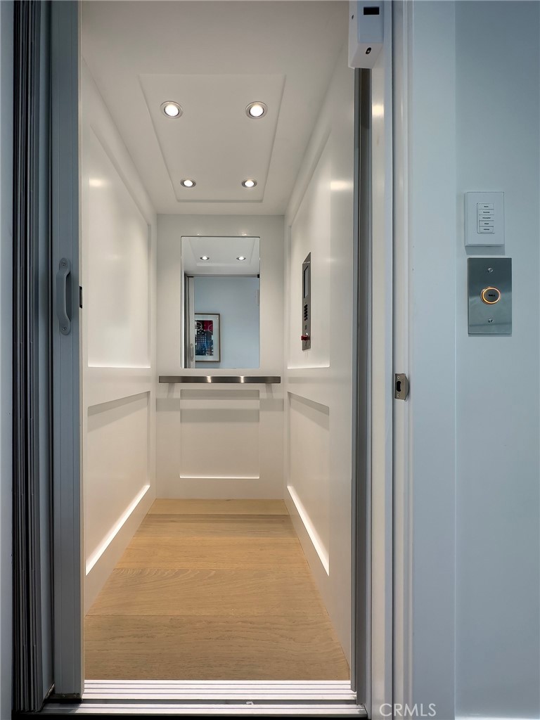 Balboa Island - Little Island (BALL) - Residential