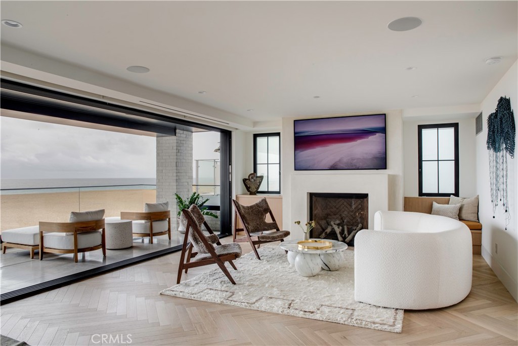 Balboa Peninsula Point (BLPP) - Residential