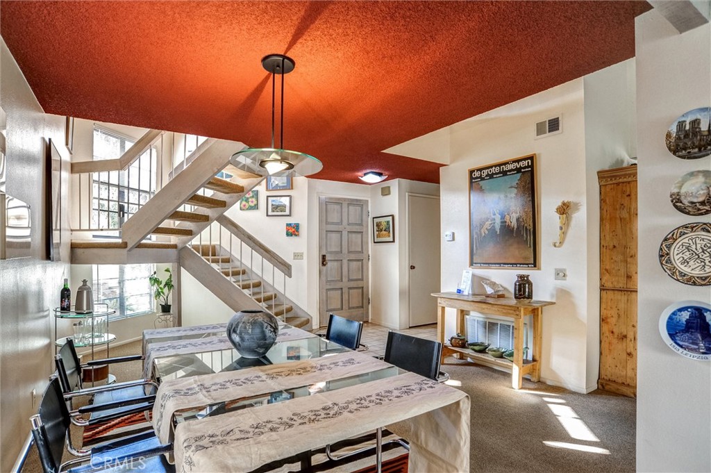 413 Willamette Lane