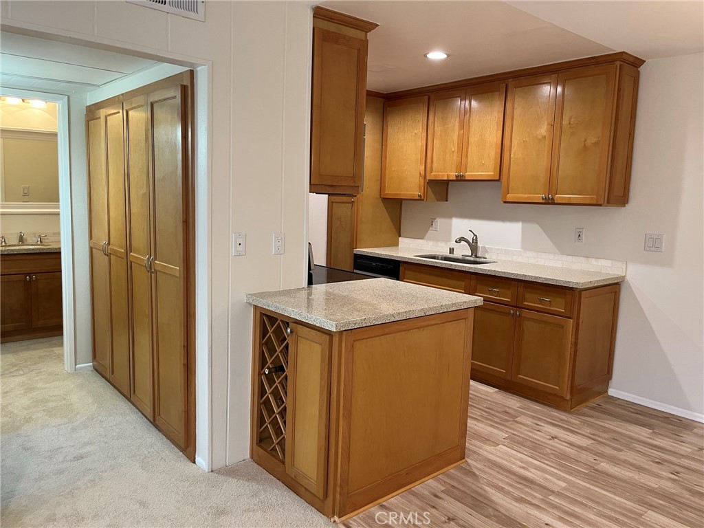 576 n bellflower boulevard 332