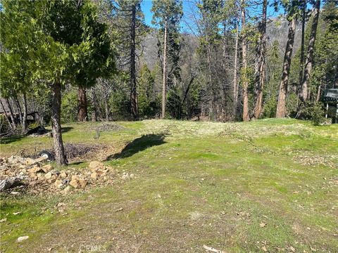 Photo of 0 S Cascadel Drive S, North Fork, CA 93643 (MLS # FR25052605)