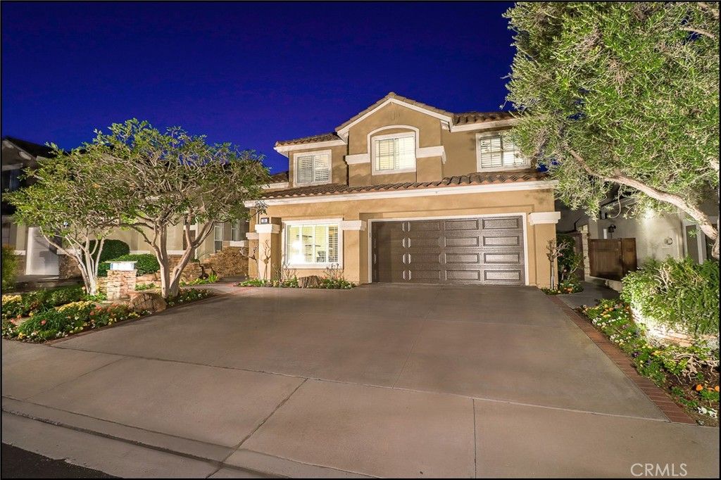 listing image 130722664146798001890