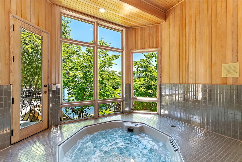 Arrowhead Woods (AWHW) - Residential