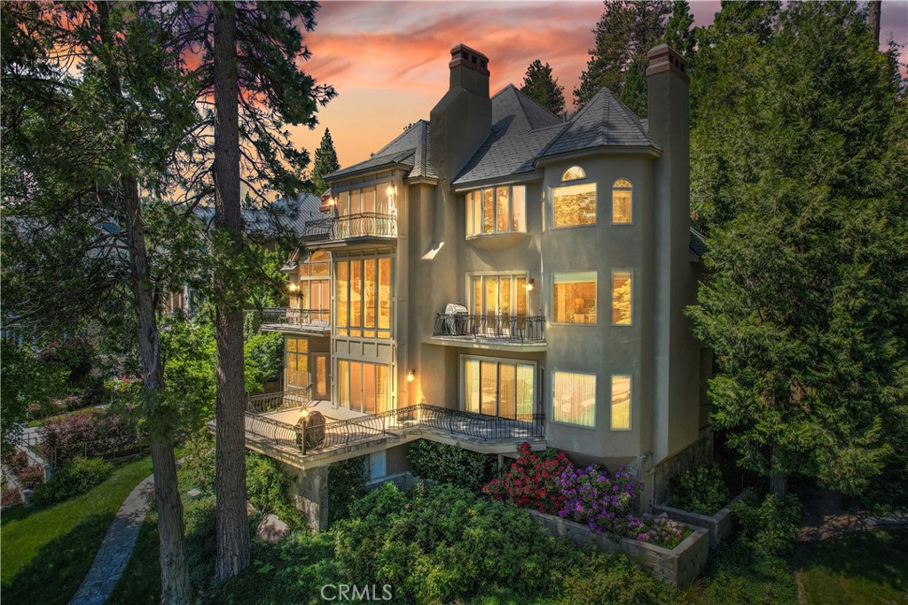 Arrowhead Woods (AWHW) - Residential