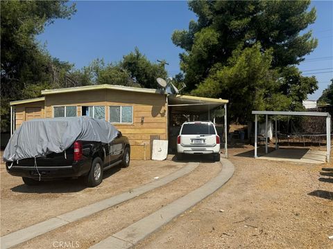 A home in Perris