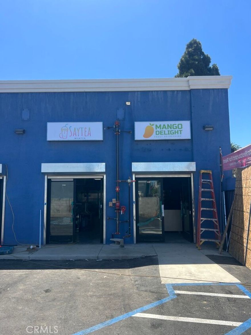 Long Beach commercial kitchen for lease! It’s a turnkey solution for someone to open a restaurant quickly and with less investment. It’s a lower risk and higher return choice to start your food business. 

Great location! Near a street intersection close to downtown Long Beach and California State University Long Beach, surrounded by a large supermarket, convenience stores, fast food restaurants, banks, schools

Landlord take care of pest control, trash service, etc.