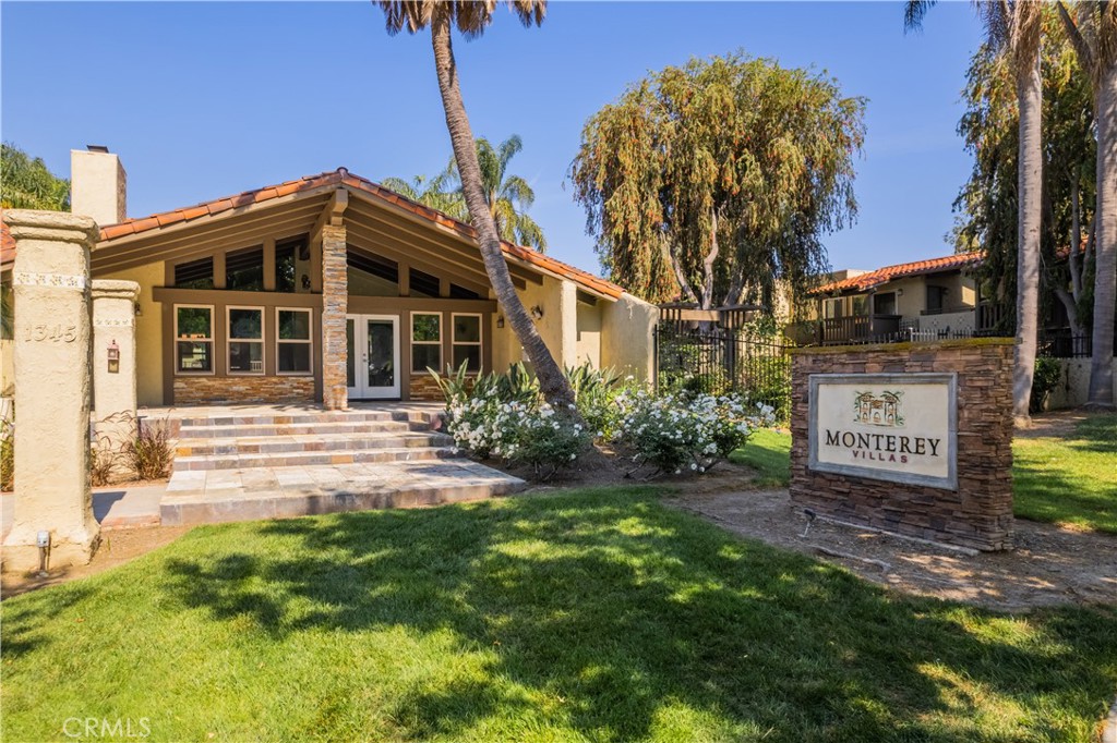 ,Monterrey Villas - Residential