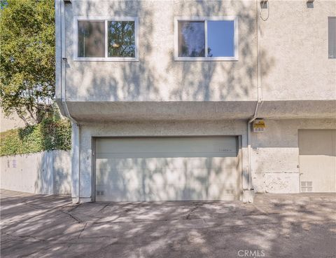 A home in Studio City