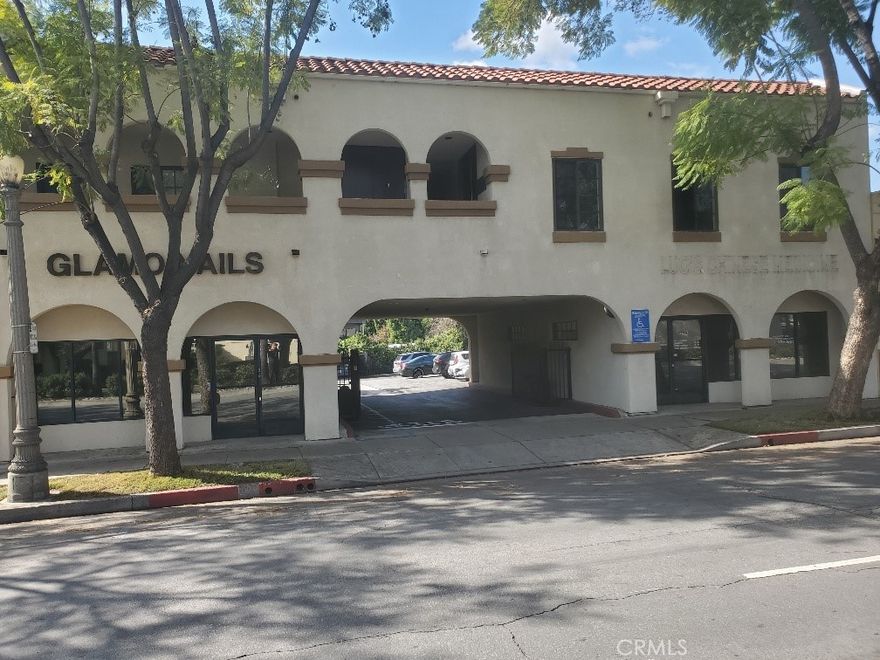 Great Retail/Office space of 1000 sq ft in the heart of San Gabriel close to Main Street and City Hall. Entrance on the ground floor and on Mission Road. Pleny of parking in private parking lot.  

The store front Unit B has one bathroom and subdivided into offices, reception area.
