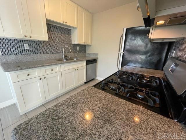 4455 61 52nd St