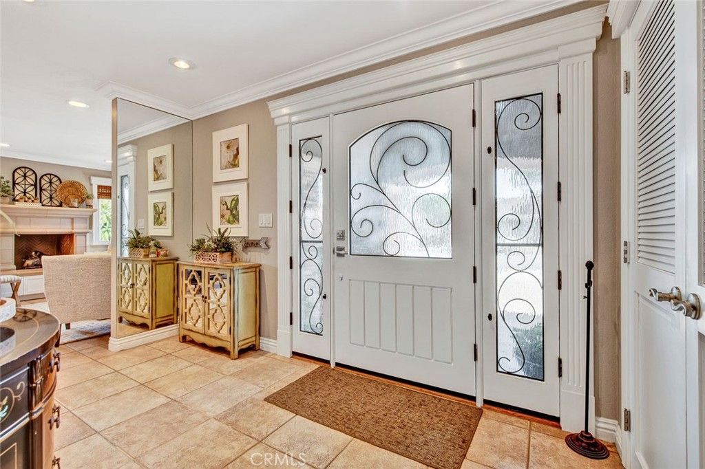 listing image 130722097542570956870