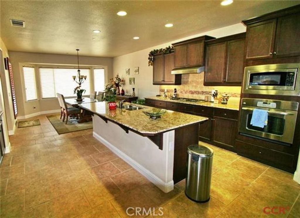 listing image 130729085098266152332