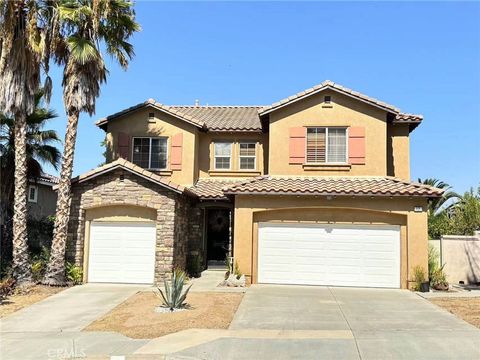 17 Via Scenica Lake Elsinore CA 92532
