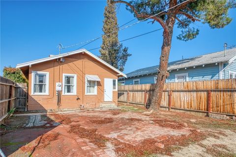 A home in Coalinga