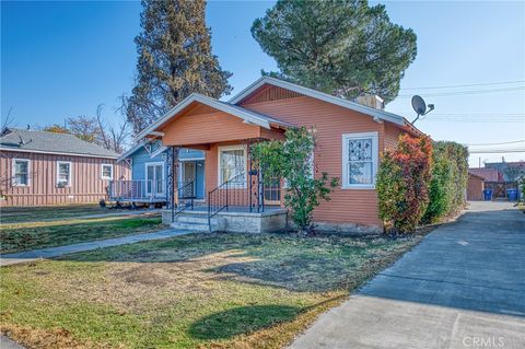 A home in Coalinga