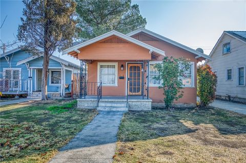 A home in Coalinga