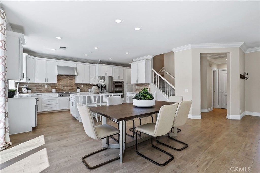 listing image 130726334164424319991