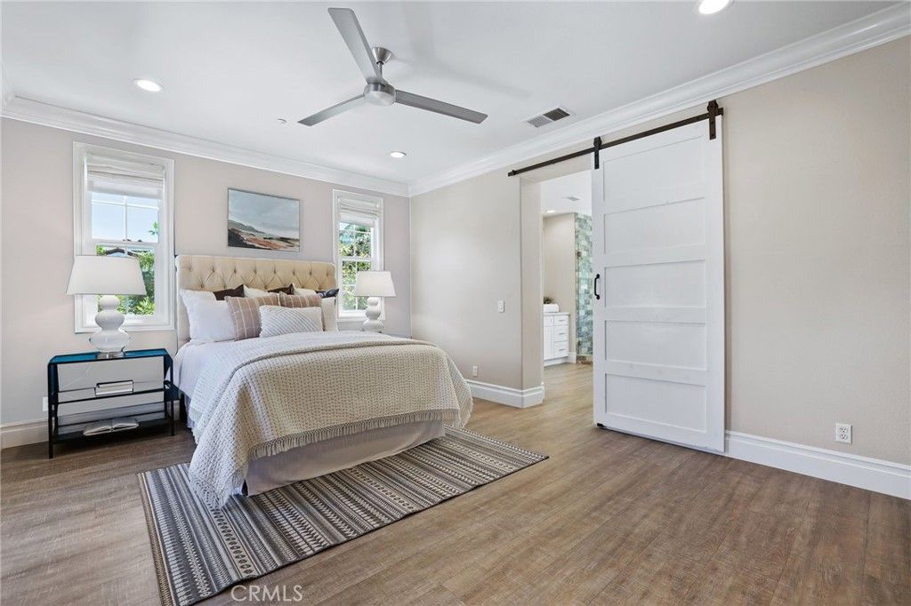 listing image 130724393592121345394