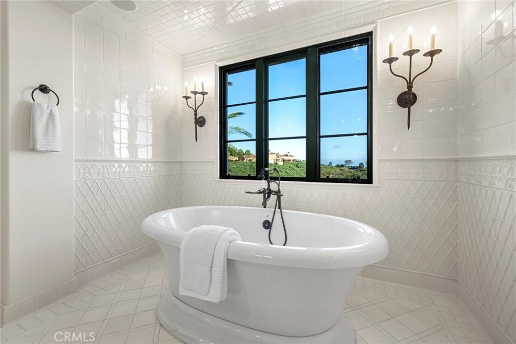 Pelican Hill (NCPH) - Residential