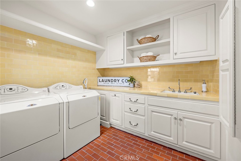 Pelican Hill (NCPH) - Residential