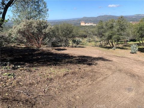 Photo of 1234 Quartz Mountain, Coarsegold, CA 93614 (MLS # FR23147911)