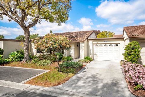 3185 Via Buena Vista B Laguna Woods CA 92637
