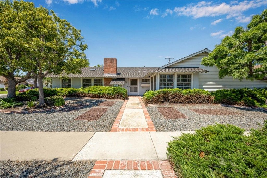 listing image 130721902239709617942
