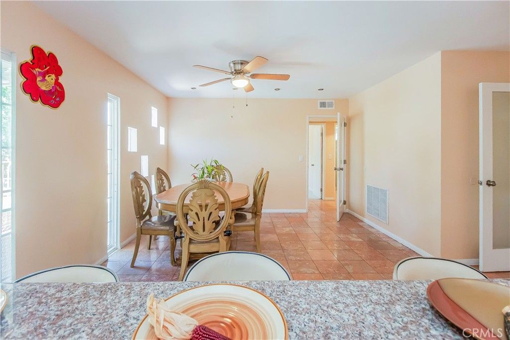 listing image 130721462214187744727