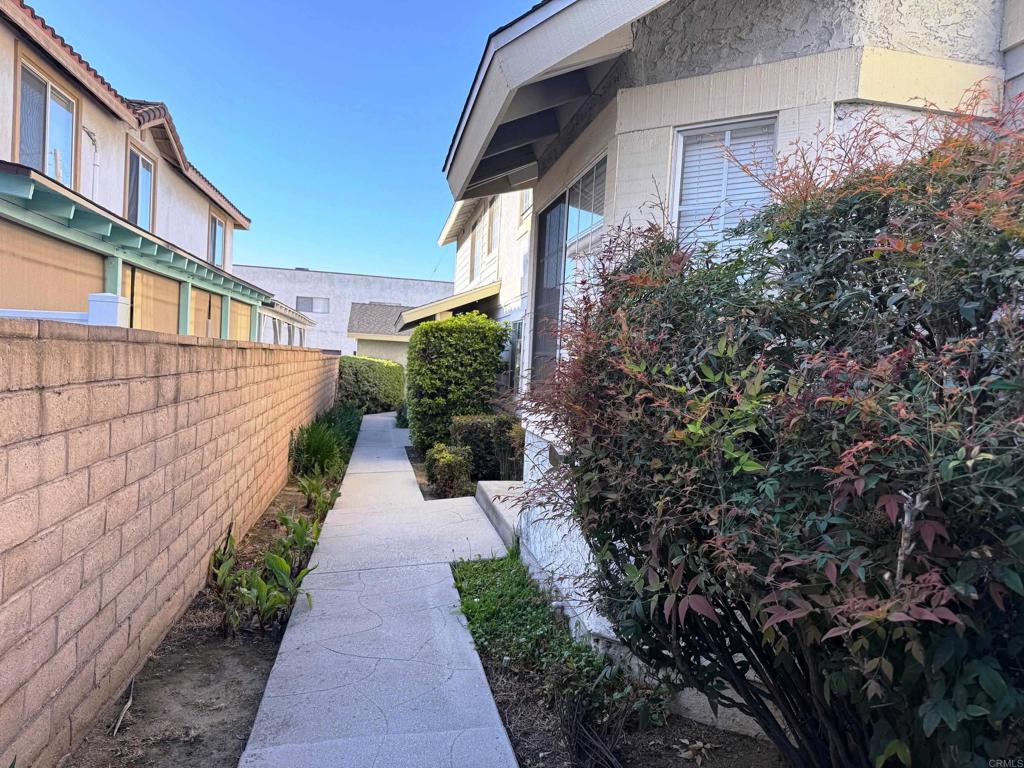 456 E Puente Street