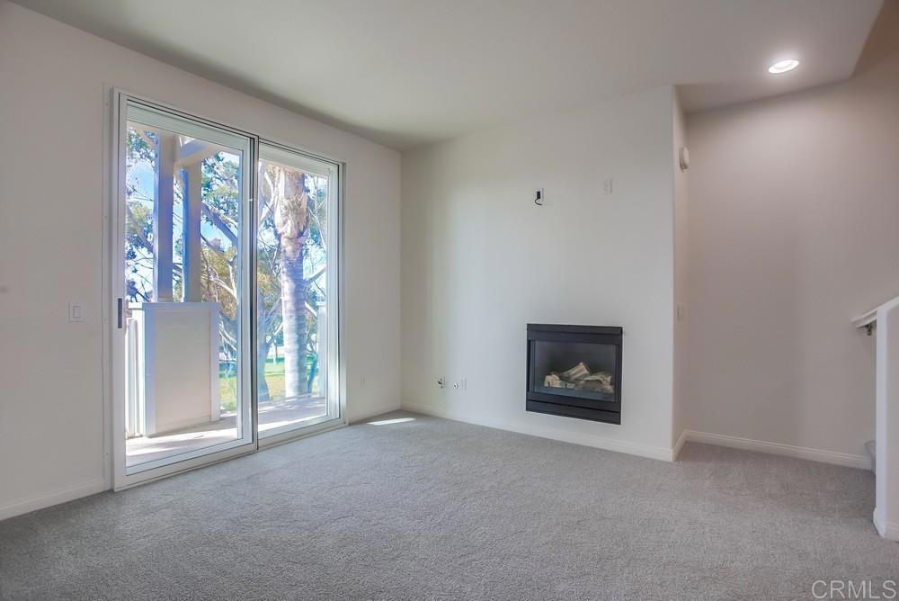 805 Harbor Cliff Way