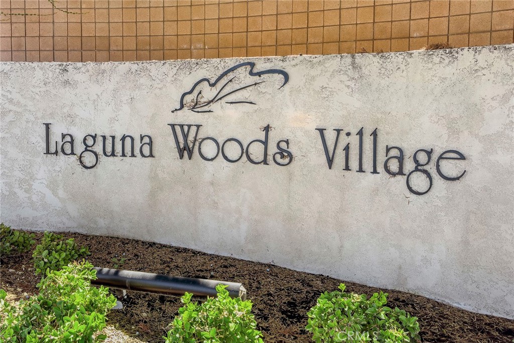 5487 Paseo Del Lago W A