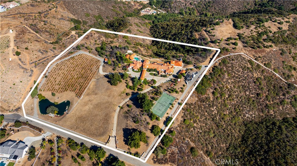 21952 Avenida De Arboles